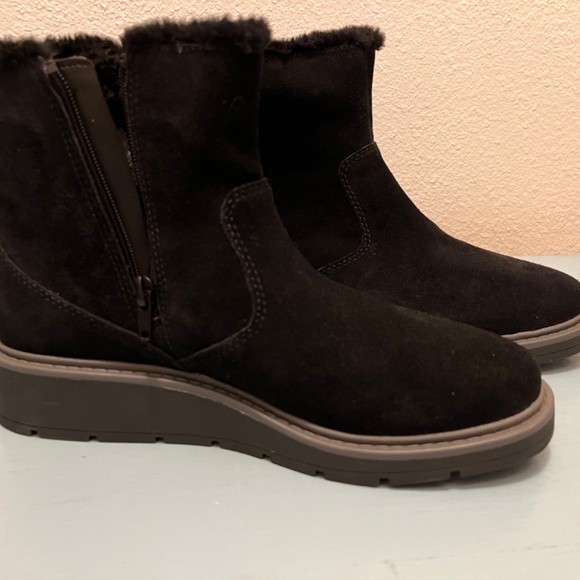 Clark Ivery Opal Black Suede Daim Suede Zipper Boots  8.5 M NEW - Picture 6 of 10